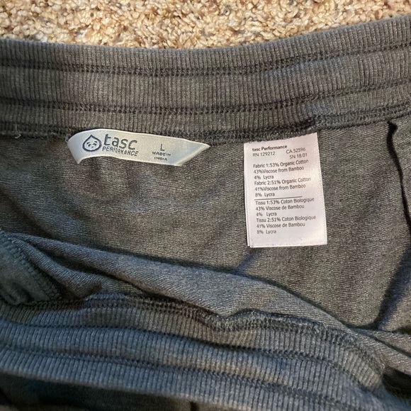 Tasc bamboo and organic cotton skirt - Picture 4 of 5